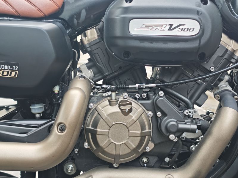 二手QJMOTOR闪300