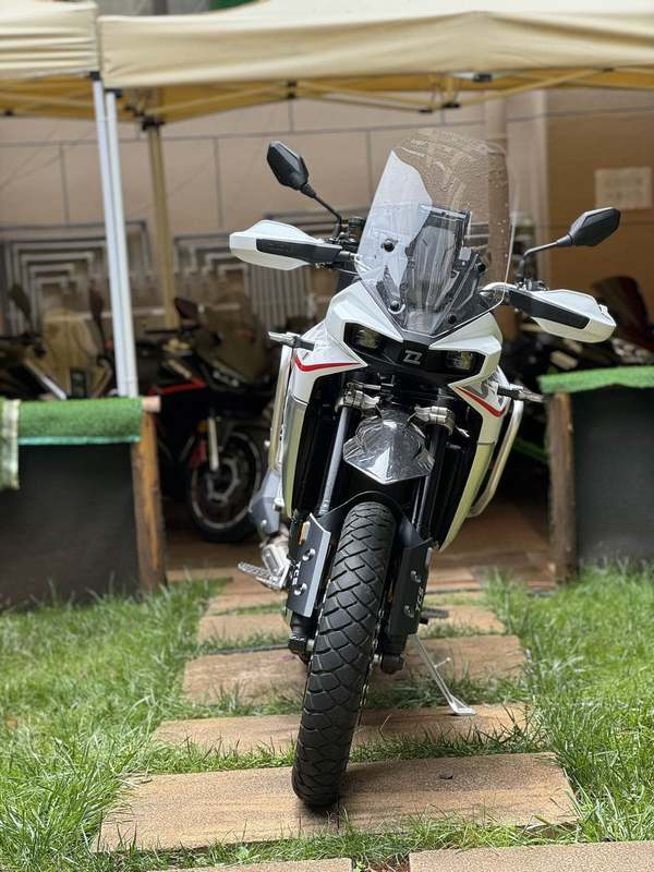 二手凯越800X