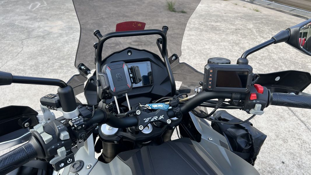 二手贝纳利金鹏 TRK502