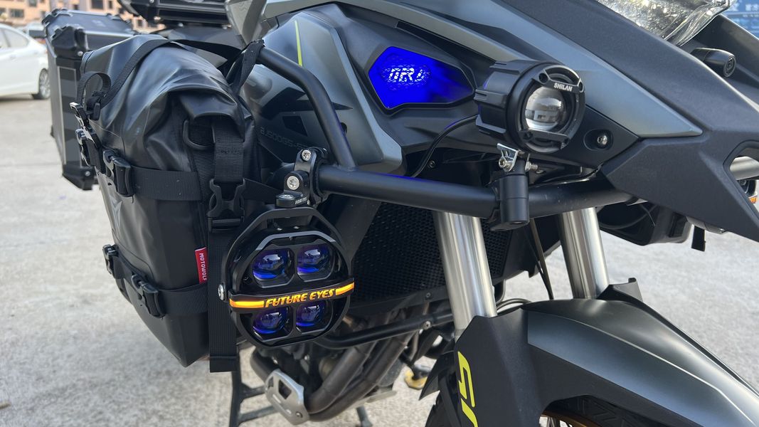 二手贝纳利金鹏 TRK502