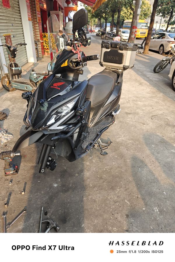 二手新大洲本田裂行 RX125Fi