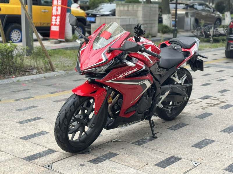 二手本田CBR400R