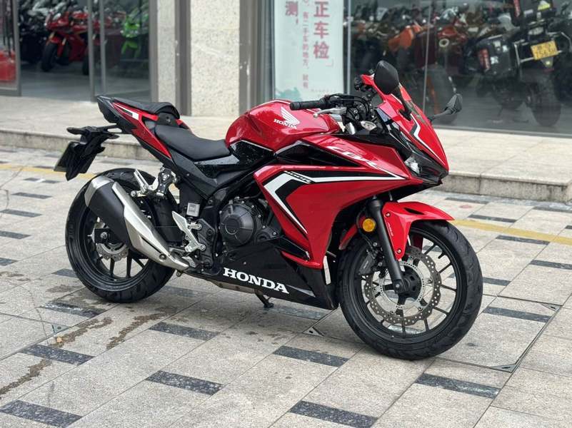 二手本田CBR400R