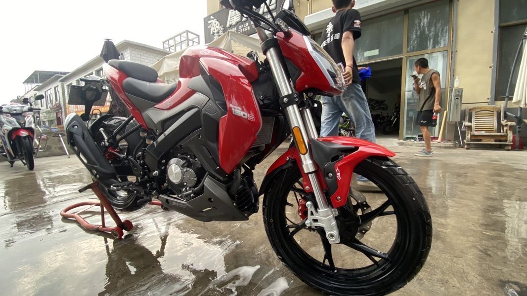 二手贝纳利小迅龙 BN150S