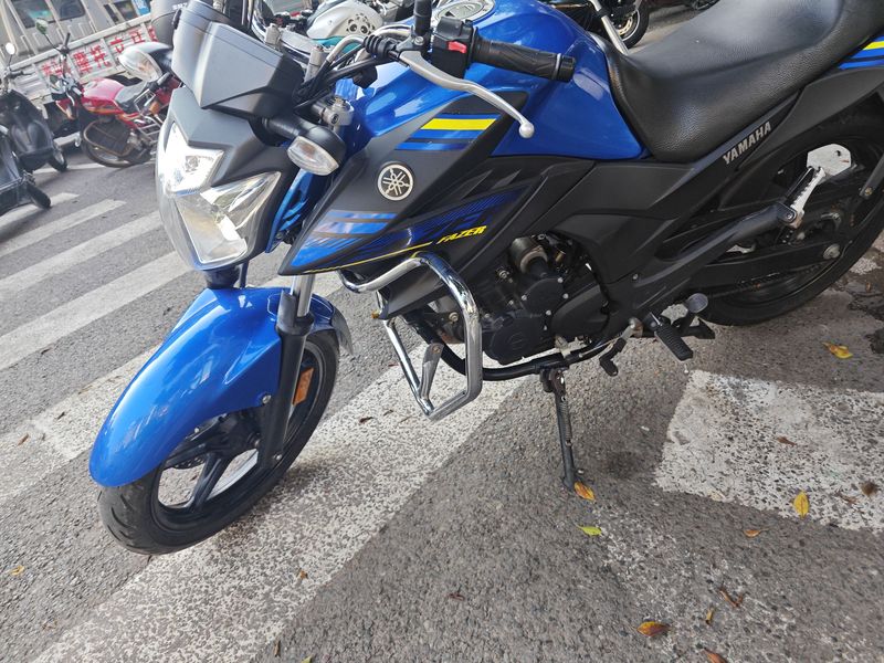 二手雅马哈YS 250 Fazer