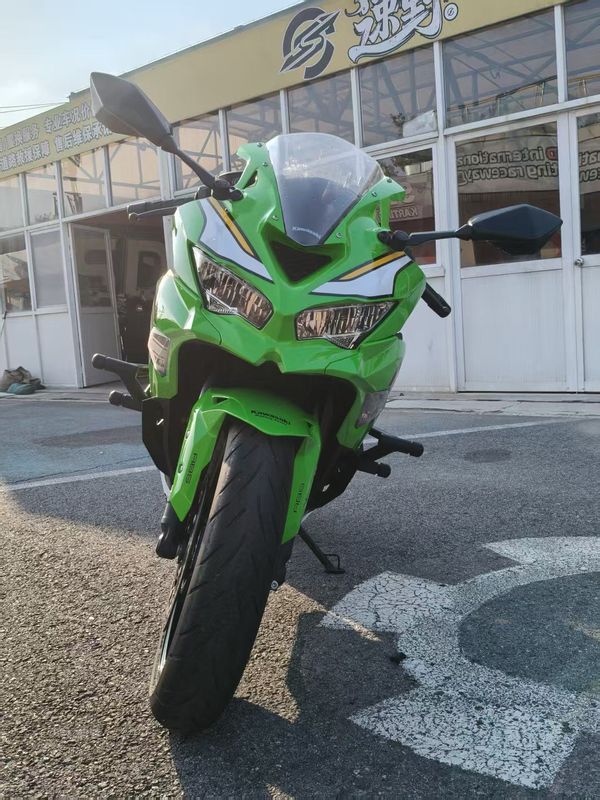二手川崎ZX-4R