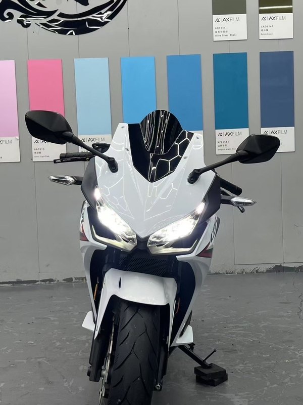 二手本田CBR400R