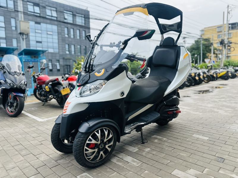 二手ADIVAAD3 400