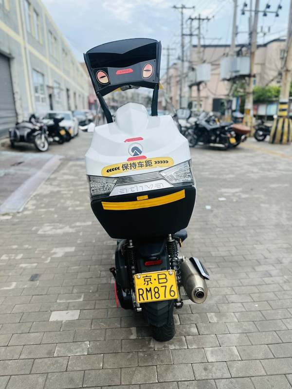 二手ADIVAAD3 400