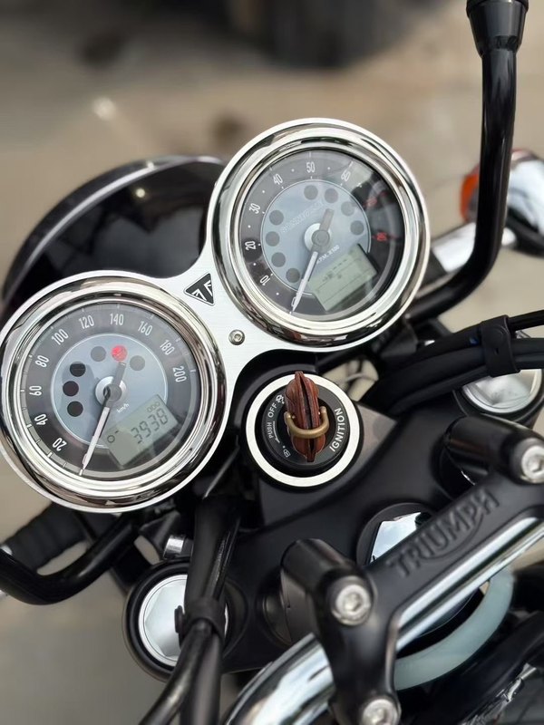 二手凯旋Bonneville T120