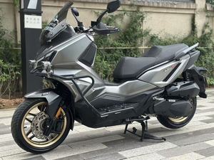 二手三阳哈士奇 Husky ADV300