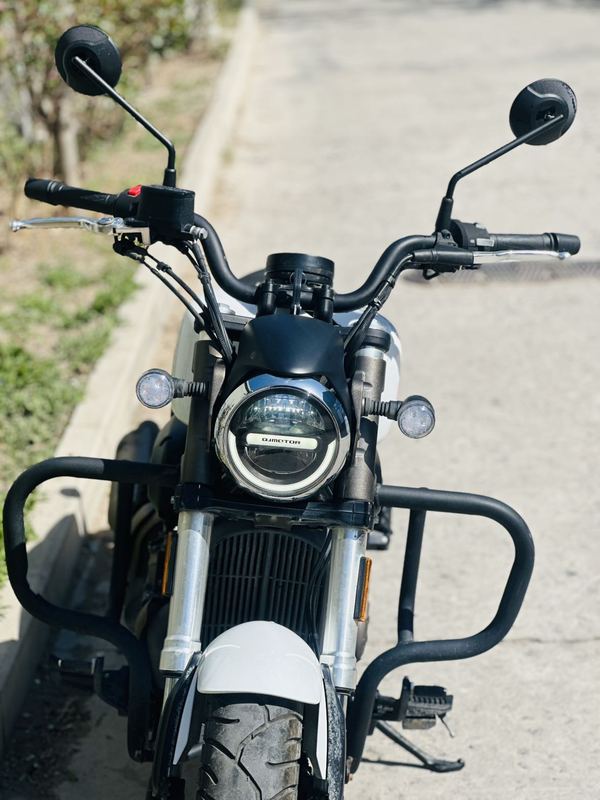 二手QJMOTOR闪300