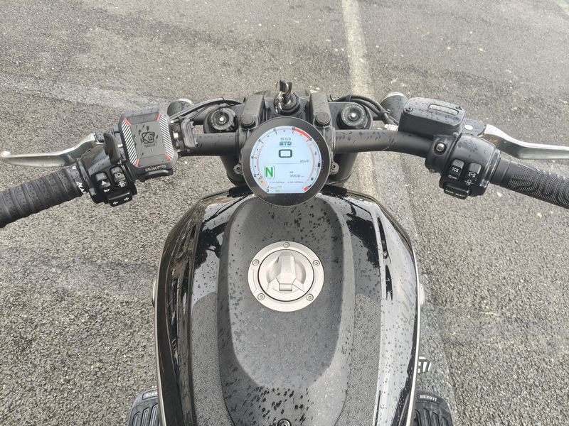 二手QJMOTOR闪600