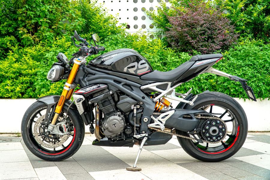 二手凯旋Speed Triple 1200 RS