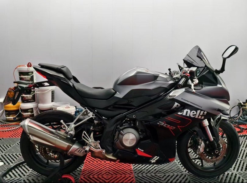 二手贝纳利龙卷风 Tornado 302R
