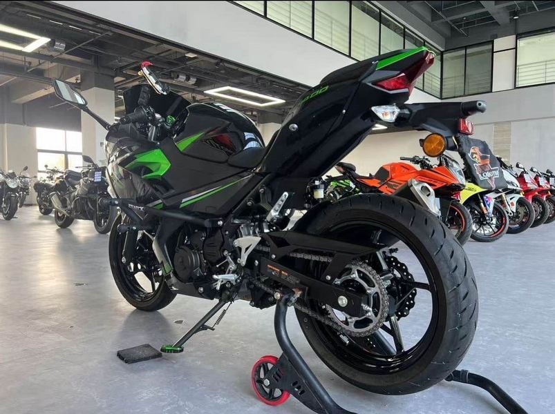 二手川崎Ninja 400