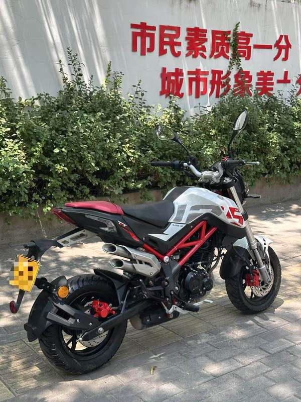 二手贝纳利小暴龙TNT125