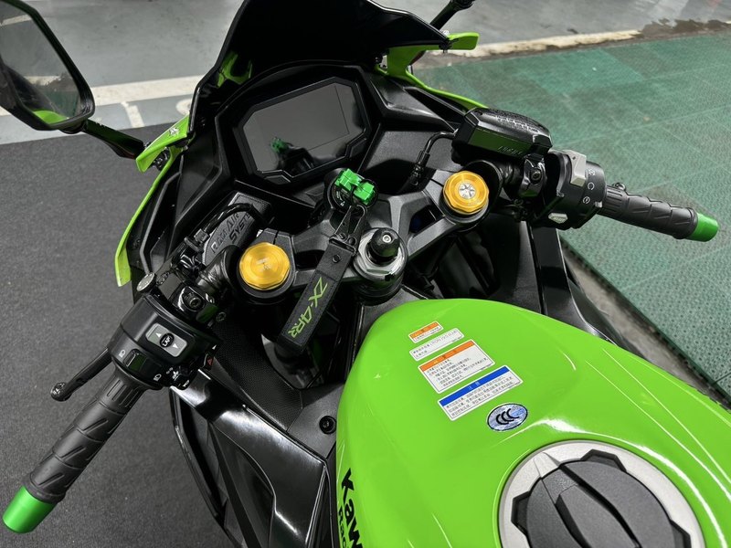 二手川崎ZX-4R