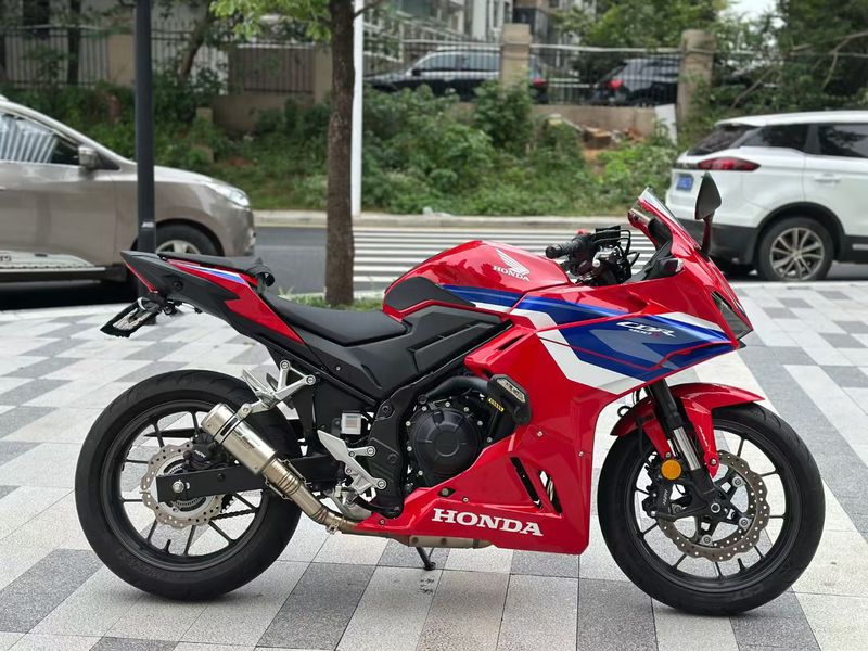 二手本田CBR400R