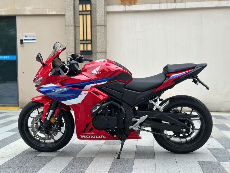 二手本田CBR400R