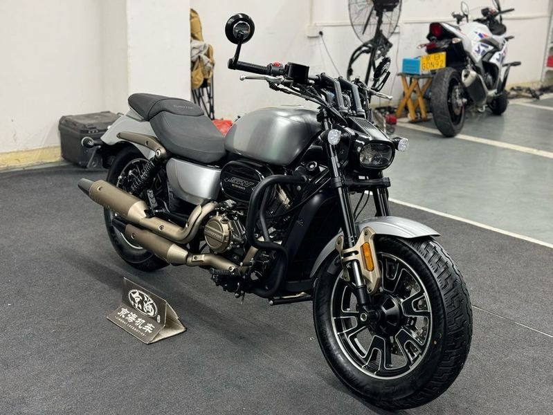 二手QJMOTOR闪350