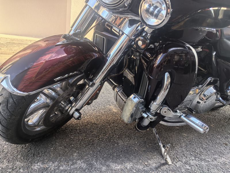 二手哈雷戴维森Shrine Ultra Classic Electra Glide