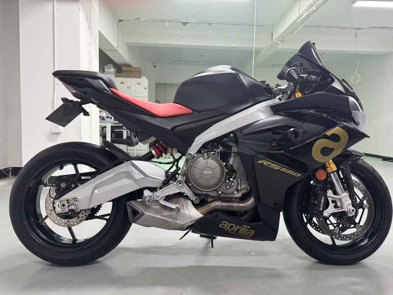 二手阿普利亚RS 660 