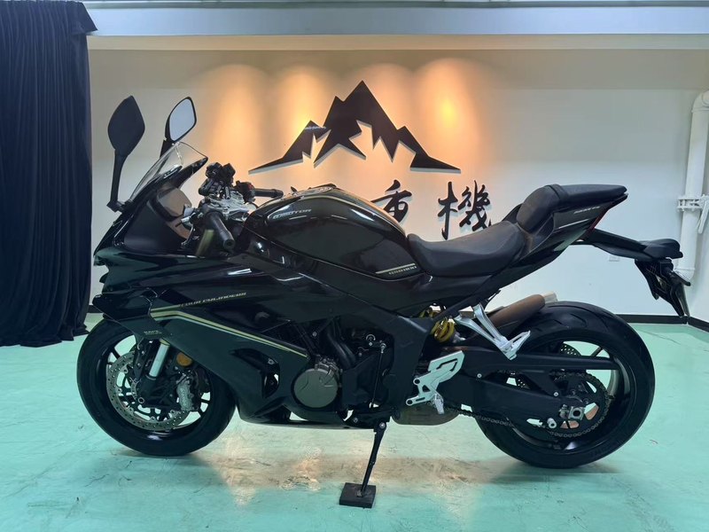 二手QJMOTOR赛800