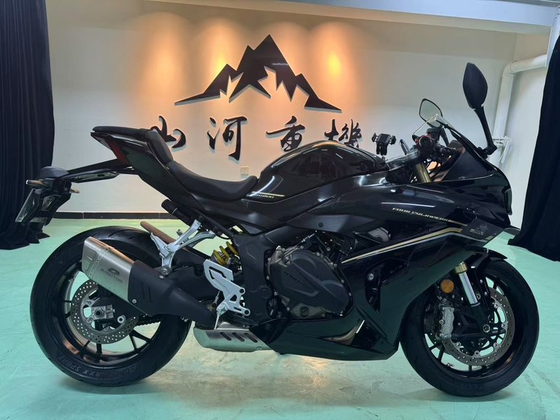 二手QJMOTOR赛800