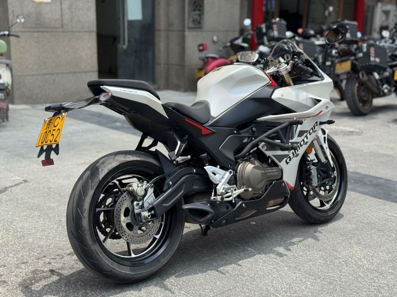 二手QJMOTOR赛550S