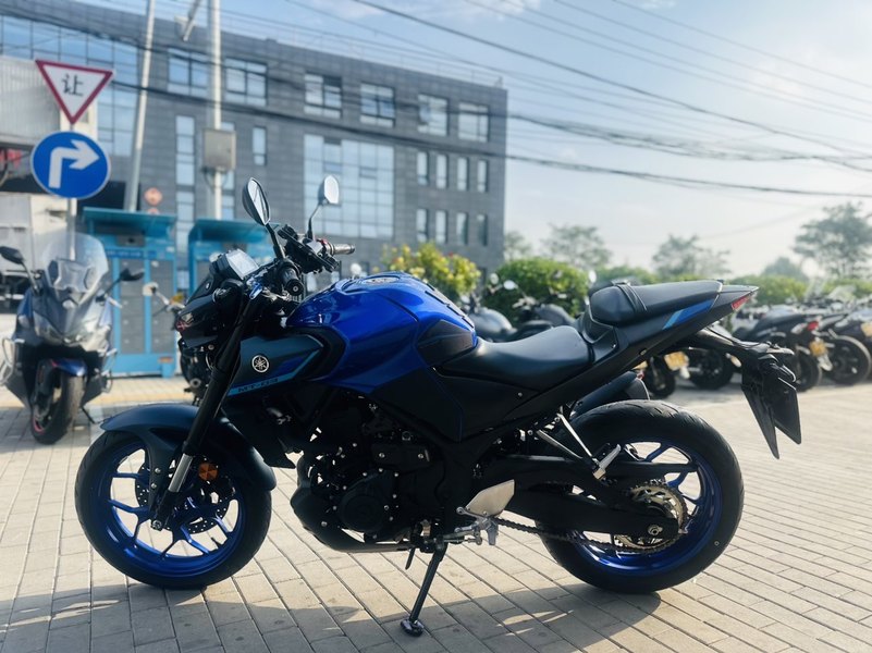 二手雅马哈MT-03