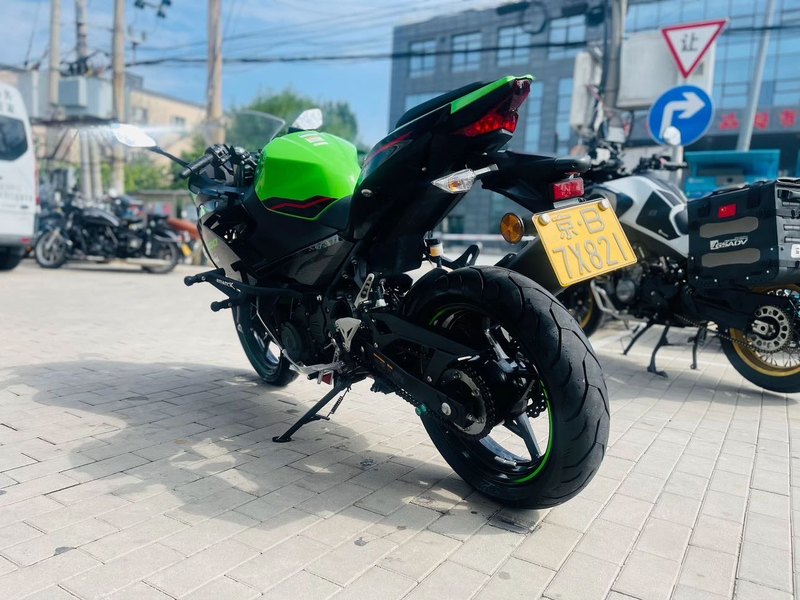二手川崎Ninja 400