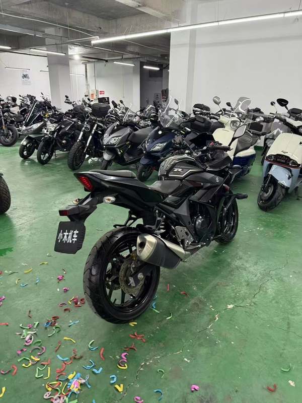 二手豪爵铃木GSX250R