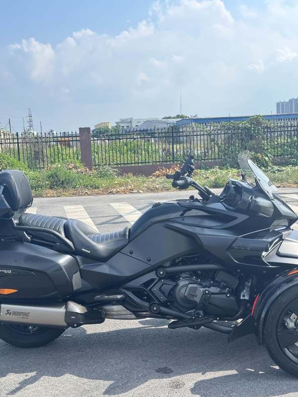 二手庞巴迪Spyder F3 