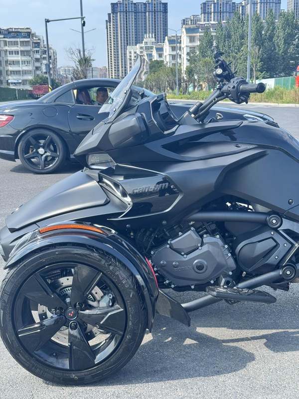 二手庞巴迪Spyder F3 