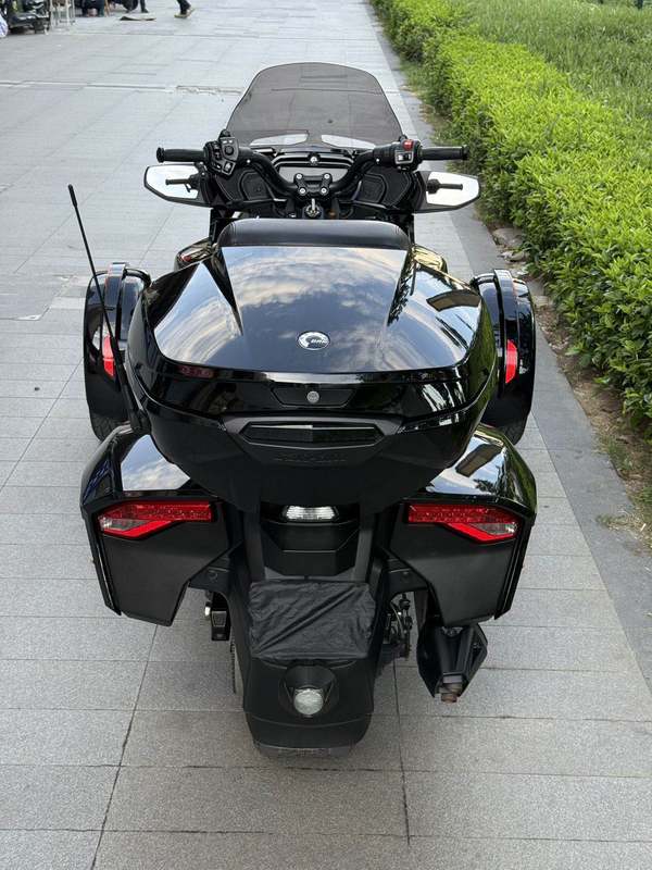 二手庞巴迪Spyder F3 