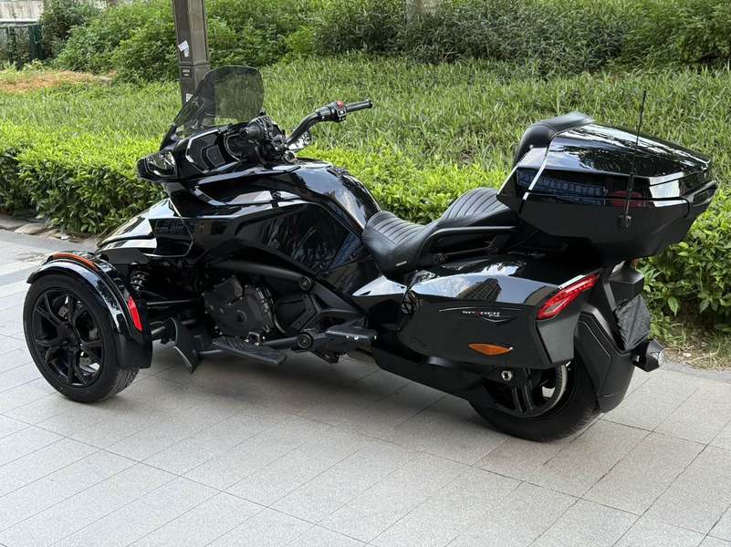 二手庞巴迪Spyder F3 