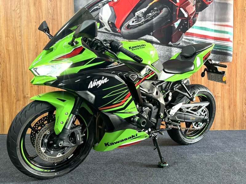 二手川崎ZX-4R