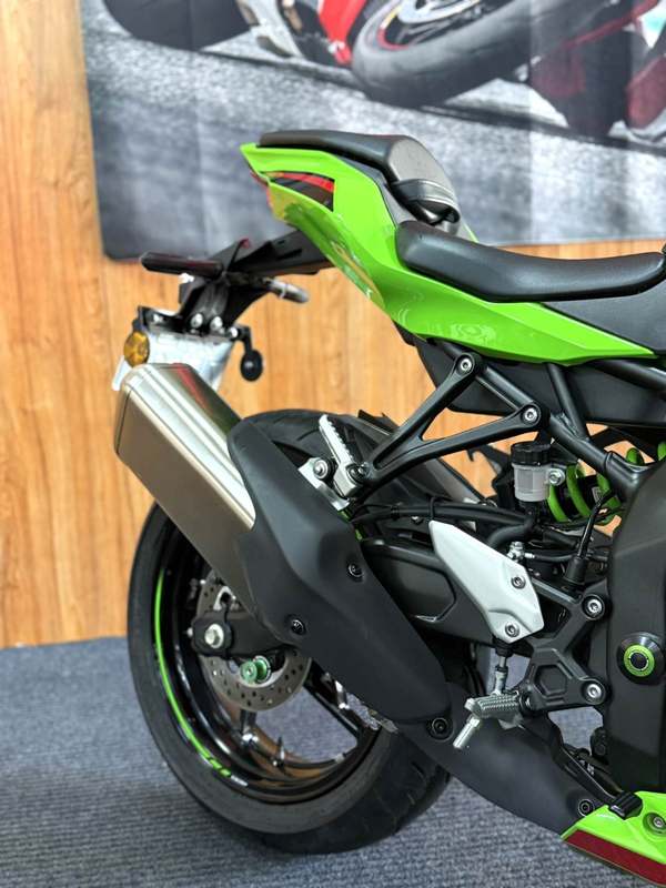 二手川崎ZX-4R