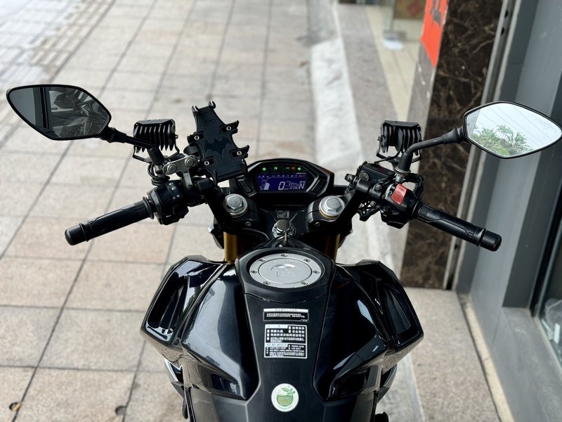 二手五羊本田CB190R 暴锋眼