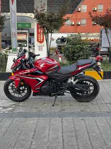 二手本田CBR400R