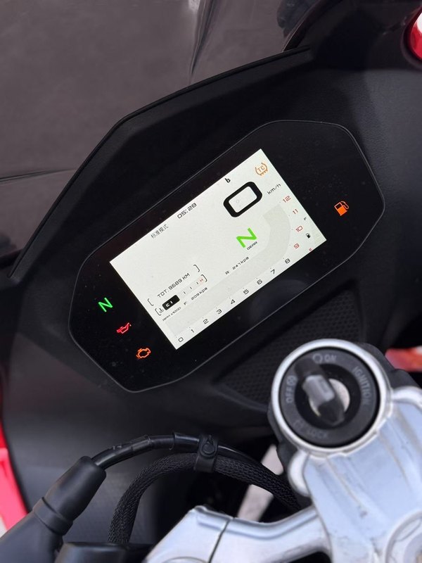 二手QJMOTOR赛800