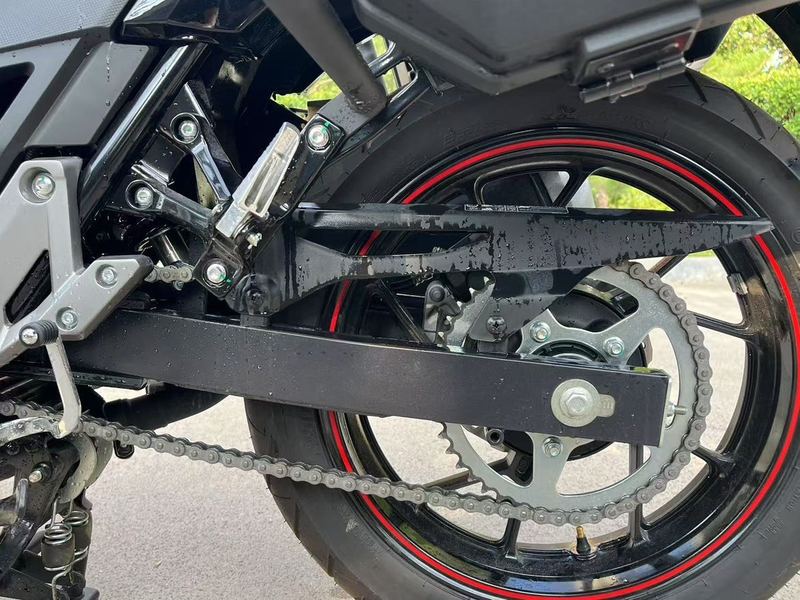 二手豪爵铃木DL250