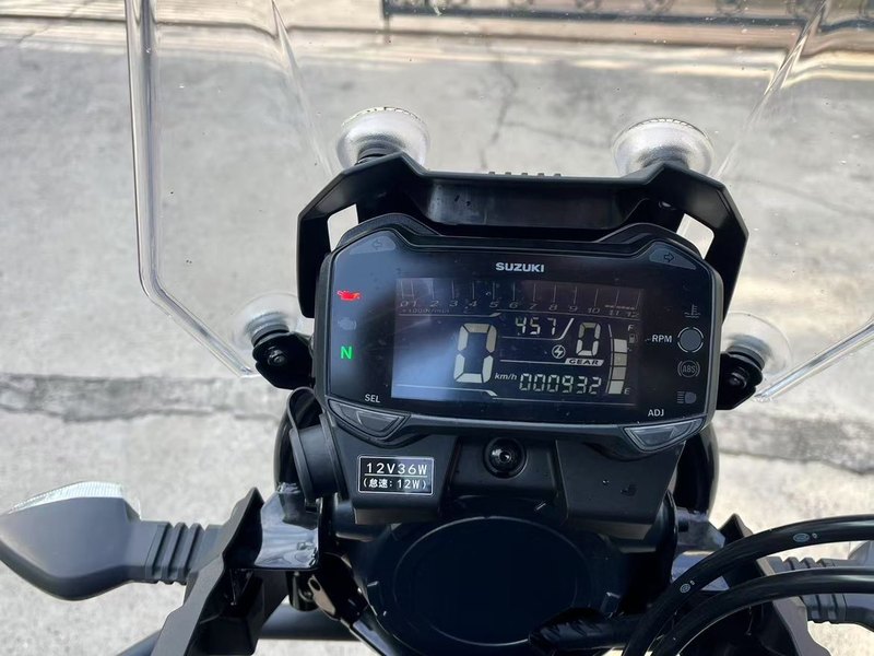 二手豪爵铃木DL250