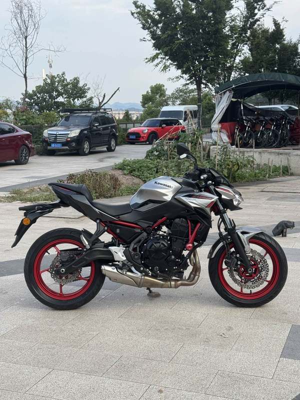 二手川崎Z650