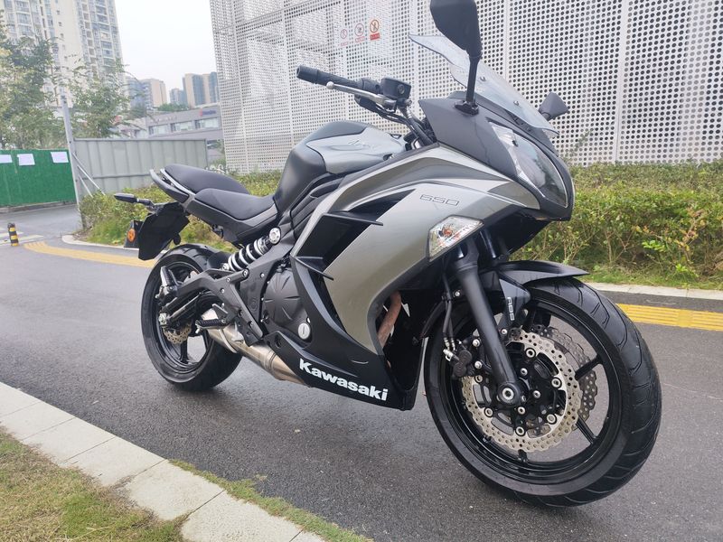 二手川崎ER-6f
