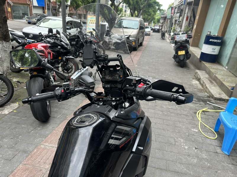二手豪爵铃木DL250