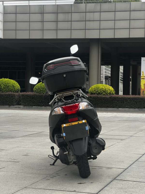 二手五羊本田SCR 喜鲨125