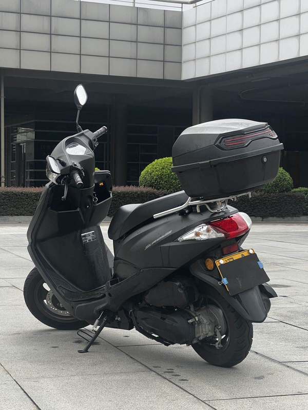 二手五羊本田SCR 喜鲨125