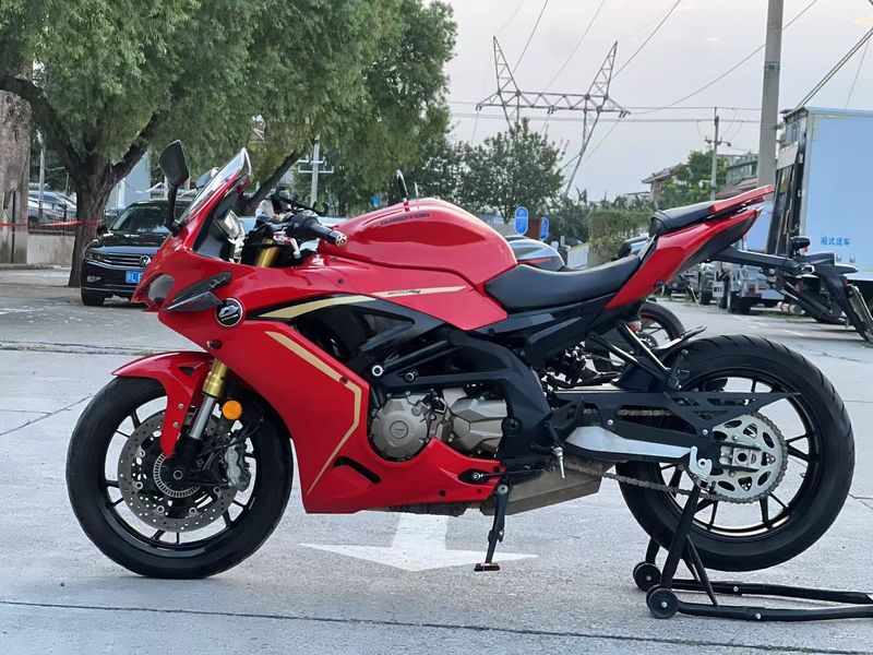 二手QJMOTOR赛600